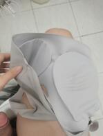 母猪亲妹妹 已成年，已满18岁