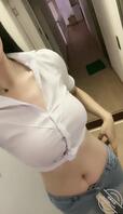 来看看弟媳妇的肚子0