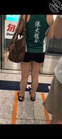 地铁偷拍瑜伽裤0