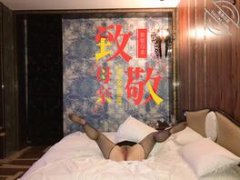 我的丝袜妈妈-我妈生日那天-12