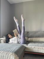 分享别人的女朋友，瑜伽裤骚货，女友，灌满瑜伽裤