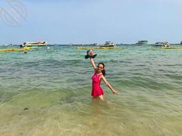 去衣换脸，姑妈，想舔她逼逼0