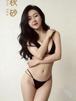 离婚的小姨越来越性感了1