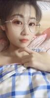 棒子国的绿帽老公看着单男操自己老婆他自己在边拍边撸0