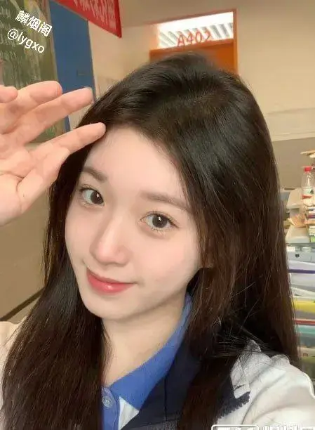 四川巴中00后嫩妹陈佳钰 不雅曝光