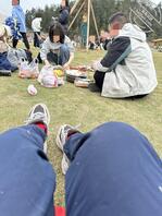 279、假期姐姐和姐夫约我出去郊游，围炉煮茶，姐姐当众喂奶1