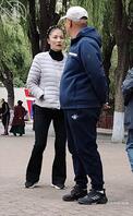 公园老头乐（这老逼以前没见过，昨天拍到的喝酒去了没发）1