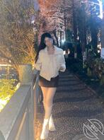 开小号加亲妹妹，骗妹妹发裸照2