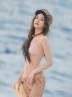 丝芭女孩卢天惠比基尼写真1