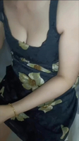 很骚的红唇熟女阿姨浪叫可射