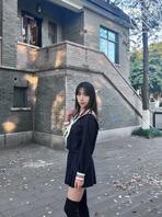 喜欢李欣妈妈的这只臭母狗闺蜜吗，评论区帮妈妈辱骂一下闺蜜2