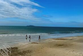 娇小美母性爱日记5：极致性爱把我妈操尿