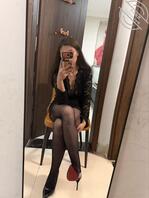 欠操的骚货对镜自拍