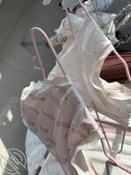 偷偷进女护士宿舍，打胶她们胸罩内裤