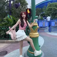 上海二次元少女 徐可欣 被金主包养调教 清纯coser变淫荡母狗 多姿势爆操到表情迷离0