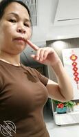 我的熟女妈妈 风韵犹存 大胸翘臀1