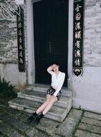 母狗女友自拍，求大家侮辱0