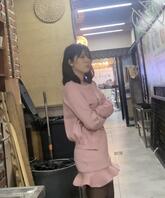 (精品转发)有洁癖的蜜桃臀御姐 美鲍厕拍0