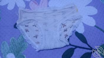 2(真实原创)和亲姐姐同居的日子  今天趁姐姐没回来进她的卧室2