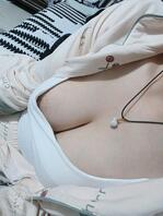 妈妈打扫后的D乳美腿诱惑2