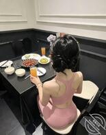站街婊母狗刘迪的瑜伽装 嘿嘿 评价一下吧 想被羞辱1