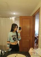 知道你们喜欢看嫩的，刚成年，评论区走起1